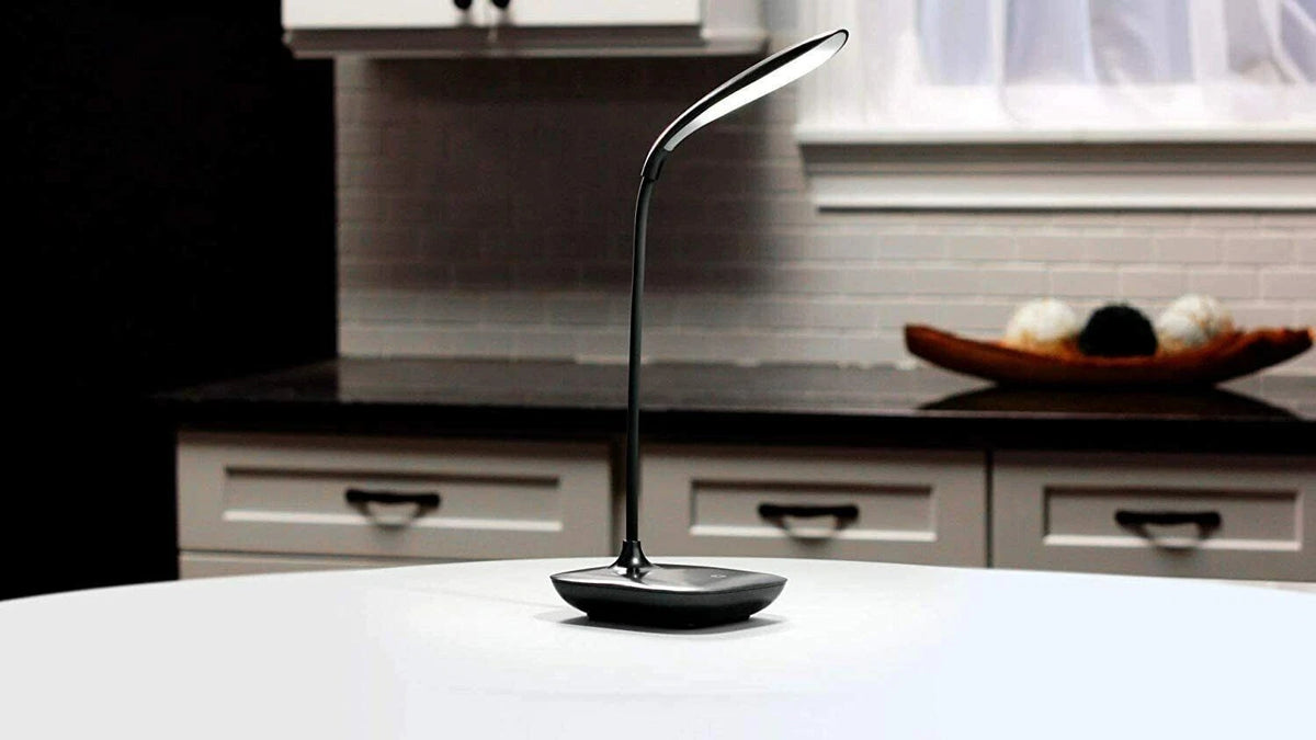New in Box Go Lamp as seen on TV Black 3.00watts 5.00 volts
